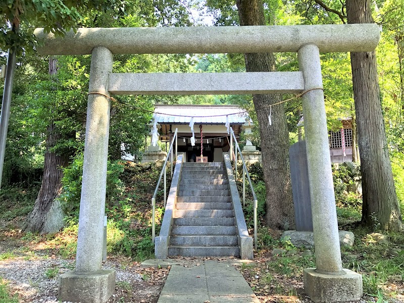 御嶽八幡神社