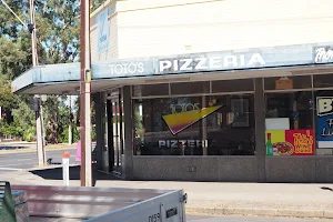 Toto's Pizzeria image