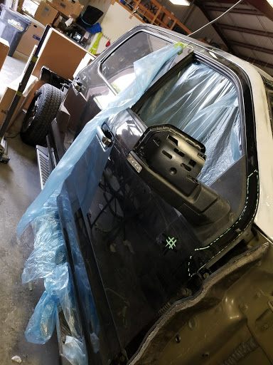 Auto Body Shop «Minton Body Shop», reviews and photos, 3210 Venture Blvd, Bloomington, IN 47404, USA