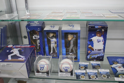 Pawn Shop «Azusa Pawn», reviews and photos, 1028 W Gladstone St, Azusa, CA 91702, USA