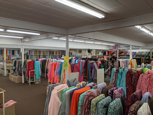 Fabric Store «Auburn Fabric Outlet», reviews and photos, 773 Southbridge St, Auburn, MA 01501, USA