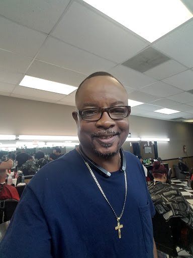 Barber Shop «Just Blaze Barber Shop Inc», reviews and photos, 2451 E Semoran Blvd, Apopka, FL 32703, USA