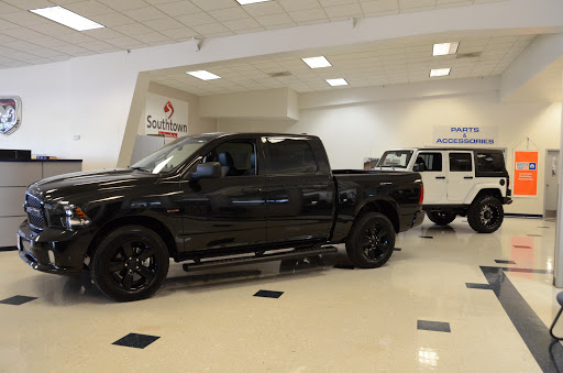 Car Dealer «Southtown Chrysler Dodge Jeep Ram», reviews and photos, 2412 N Jefferson Way, Indianola, IA 50125, USA