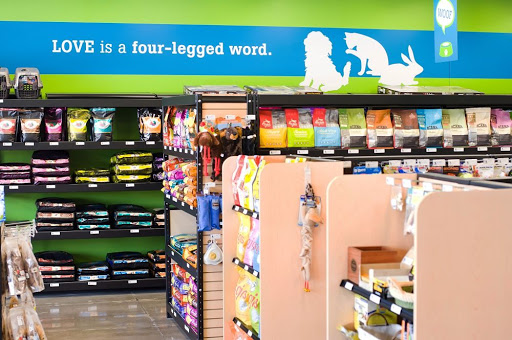 Pet Supply Store «Pet Evolution - Pet Food | Dog Wash | Grooming», reviews and photos, 429 Commerce Dr, Woodbury, MN 55125, USA