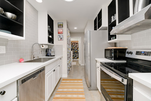 Michael Garner - Real Estate Agent - Douglas Elliman image
