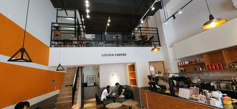 Louisa Coffee 路易・莎咖啡(青埔明日門市)