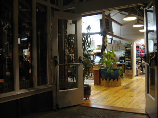 Leatherwise, 303 Potrero St # 1, Santa Cruz, CA 95060, USA, 