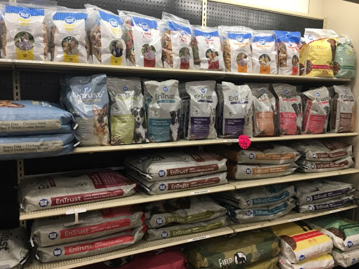 Pet Supply Store «Blue Seal Feeds Inc», reviews and photos, 876 Stillwater Ave # 1, Bangor, ME 04401, USA