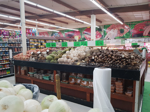 Supermarket «Compare Foods», reviews and photos, 4300 N Tryon St, Charlotte, NC 28213, USA