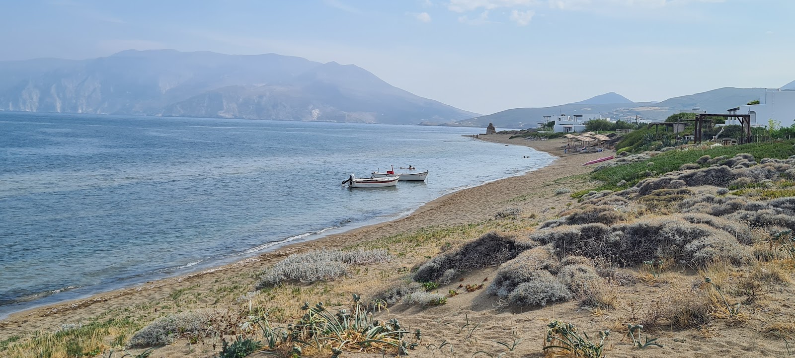 Pouria Beach'in fotoğrafı imkanlar alanı
