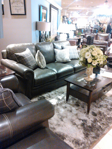 Furniture Store «Art Van Furniture - Kalamazoo (Portage)», reviews and photos, 550 Ring Rd, Portage, MI 49024, USA
