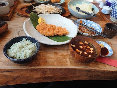 かつ吉 野庵