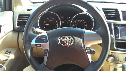 Toyota Dealer «Rockingham Toyota», reviews and photos, 412 S Broadway, Salem, NH 03079, USA