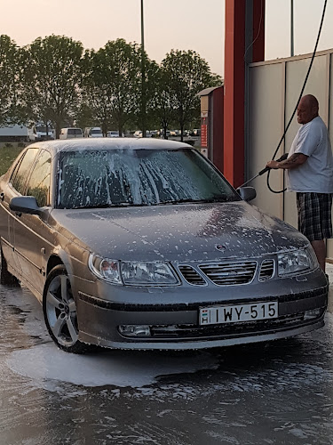 Wash&More önkiszolgáló autómosó - Budapest