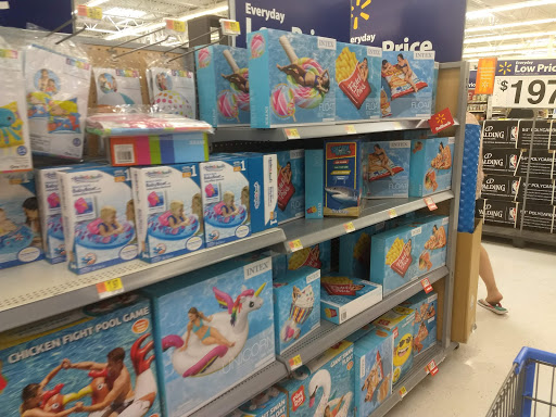 Department Store «Walmart Supercenter», reviews and photos, 1752 N Frontage Rd, Hastings, MN 55033, USA