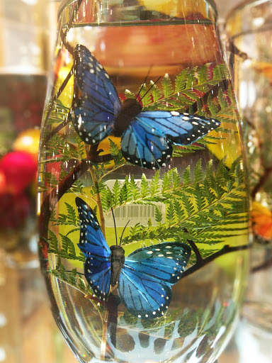 Gift Shop «First Capitol Trading Collectibles and Gifts», reviews and photos, 207 S Main St, St Charles, MO 63301, USA