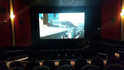 Movie Theater «Regal Cinemas Independence Mall 14 & RPX», reviews and photos, 101 Kingston Collection Way, Kingston, MA 02364, USA