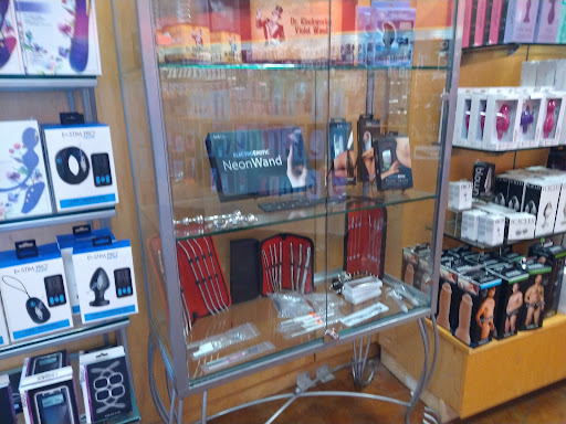 Lingerie Store «Hustler Hollywood», reviews and photos, 8001 S Hosmer St, Tacoma, WA 98408, USA