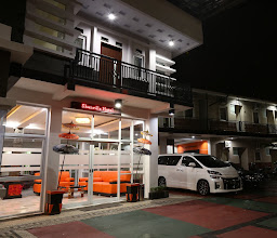 OYO 2682 Bumi Eyang Enin Homestay Syariah photo