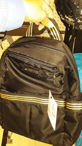 Sporting Goods Store «Academy Sports + Outdoors», reviews and photos, 1351 S Interstate Hwy 35, Round Rock, TX 78664, USA