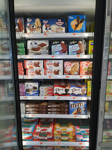 Grocery Store «Landis Supermarket», reviews and photos, 2190 E High St, Pottstown, PA 19464, USA