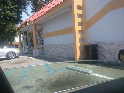 Grocery Store «Samis 5 Market», reviews and photos, 285 N Euclid Ave, Upland, CA 91786, USA