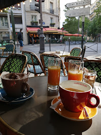 Plats et boissons du Restaurant LA PETITE ROTONDE à Paris - n°1