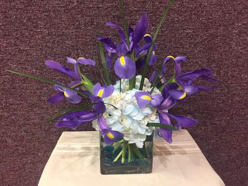 Florist «Blossom Flower Shop», reviews and photos, 906 N Frazier St, Conroe, TX 77301, USA