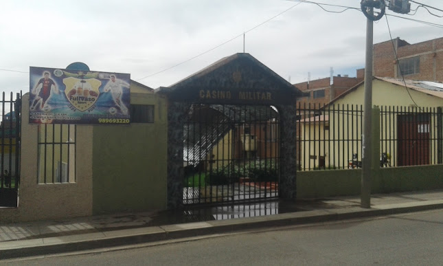 Opiniones de Casino Militar en Puno - Campo de fútbol