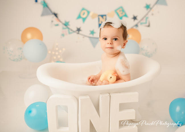 Reviews of Papaya Peach Photography - Newborn, Maternity, 1st Birthday Cake Smash & Family Photography in Milton Keynes - Photography studio