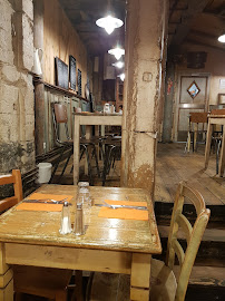 Atmosphère du Restaurant La Cabane à Lyon - n°15