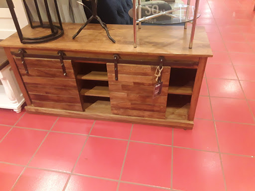 Home Goods Store «Pier 1 Imports», reviews and photos, 285 Commerce Ave, Manteca, CA 95336, USA