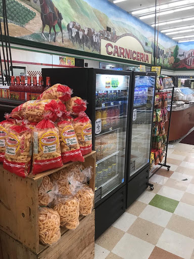 Supermarket «Tresierras Supermarket», reviews and photos, 280 Harvard Blvd, Santa Paula, CA 93060, USA