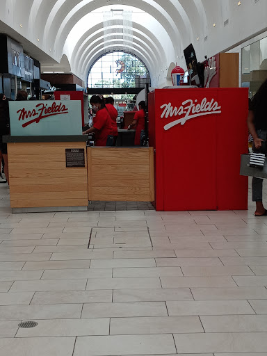 Shopping Mall «Los Cerritos Center», reviews and photos, 239 Los Cerritos Center, Cerritos, CA 90703, USA