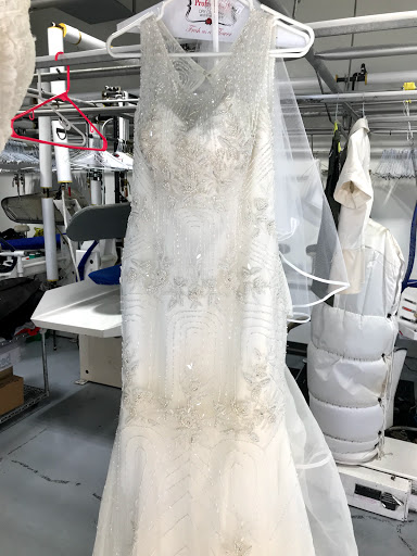 Dry Cleaner «Crystal Cleaners & Alteration Center», reviews and photos, 9101 W Sahara Ave #110, Las Vegas, NV 89117, USA