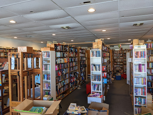 Used Book Store «Patrick Paperbacks», reviews and photos, 1867 S Patrick Dr, Indian Harbour Beach, FL 32937, USA