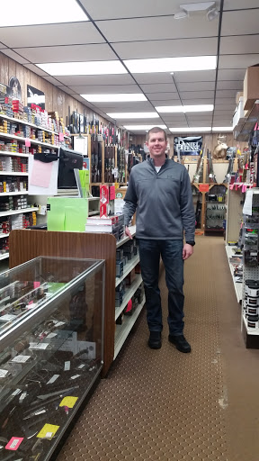 Outdoor Sports Store «D&R Sports Center», reviews and photos, 8178 W Main St, Kalamazoo, MI 49009, USA