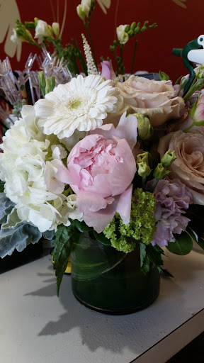 Florist «The Crimson Petal Inc.», reviews and photos, 160 Needham St, Newton, MA 02464, USA