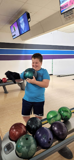 Bowling Alley «Crest Bowling Lanes», reviews and photos, 330 Whitecrest Dr, Maryville, TN 37801, USA