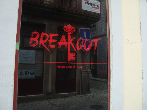 Breakout Port Escape Game