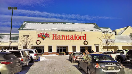 Grocery Store «Hannaford Supermarket», reviews and photos, 65 Gray Rd, Falmouth, ME 04105, USA
