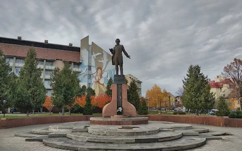 Monument to Taras Shevchenko image