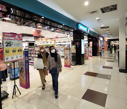 Watsons The Kings Shopping Centre photo