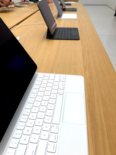 Computer Store «Apple Memorial City», reviews and photos, 303 Memorial City Mall, Houston, TX 77024, USA