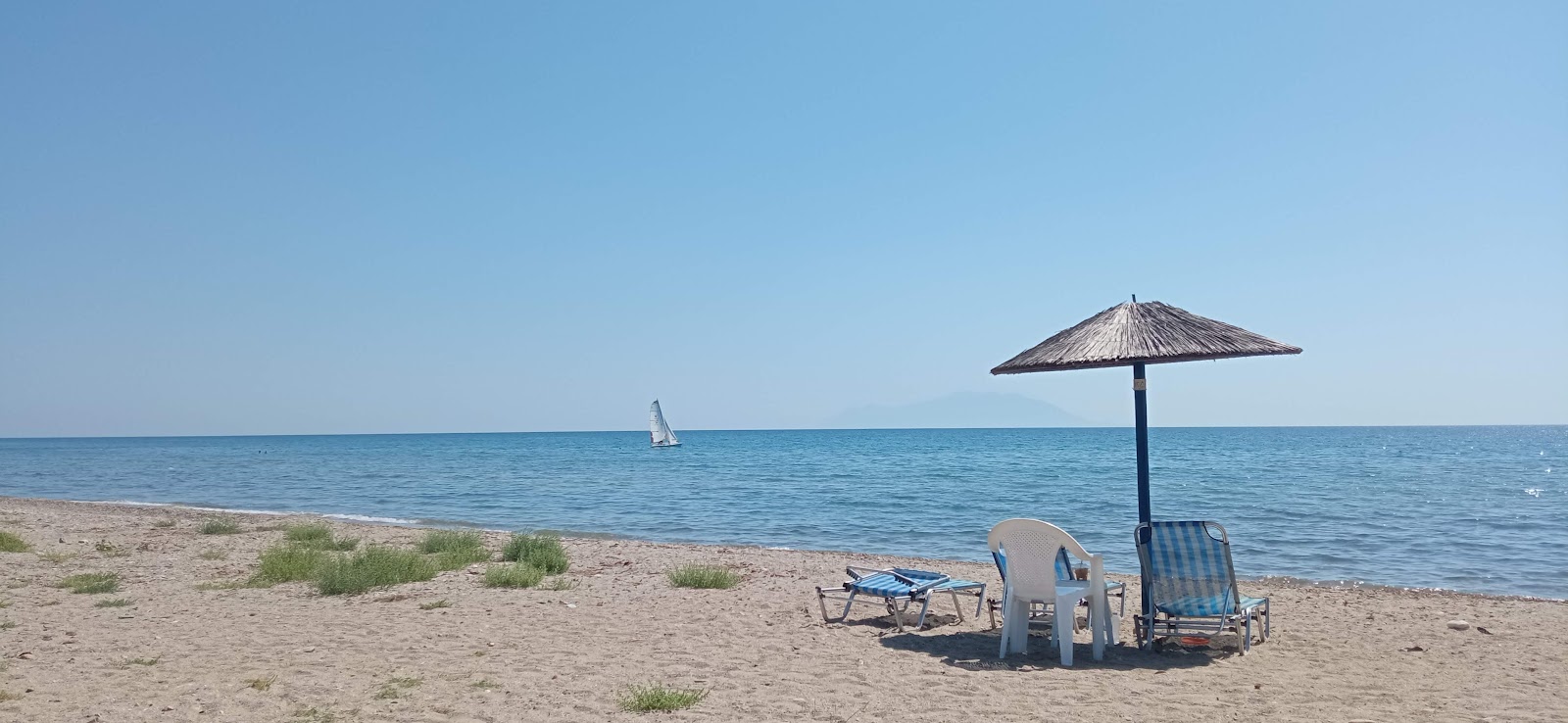Foto di Paralia Kryoneri e l'insediamento