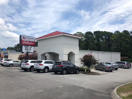 Mill Outlet Village Inc, 2515 S College Rd, Wilmington, NC 28412, USA, 