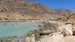 Spiaggia di cala Pulcino'in fotoğrafı doğal alan içinde bulunmaktadır