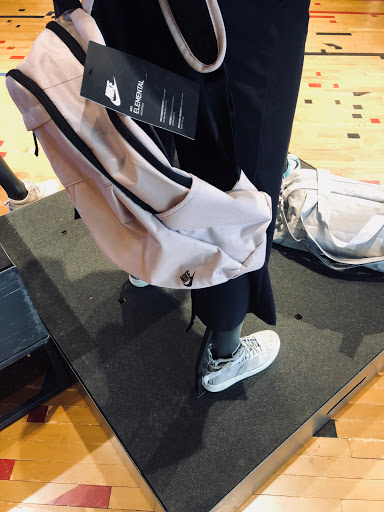 Clothing Store «Nike Lenox», reviews and photos, 3393 Peachtree Rd, Atlanta, GA 30326, USA