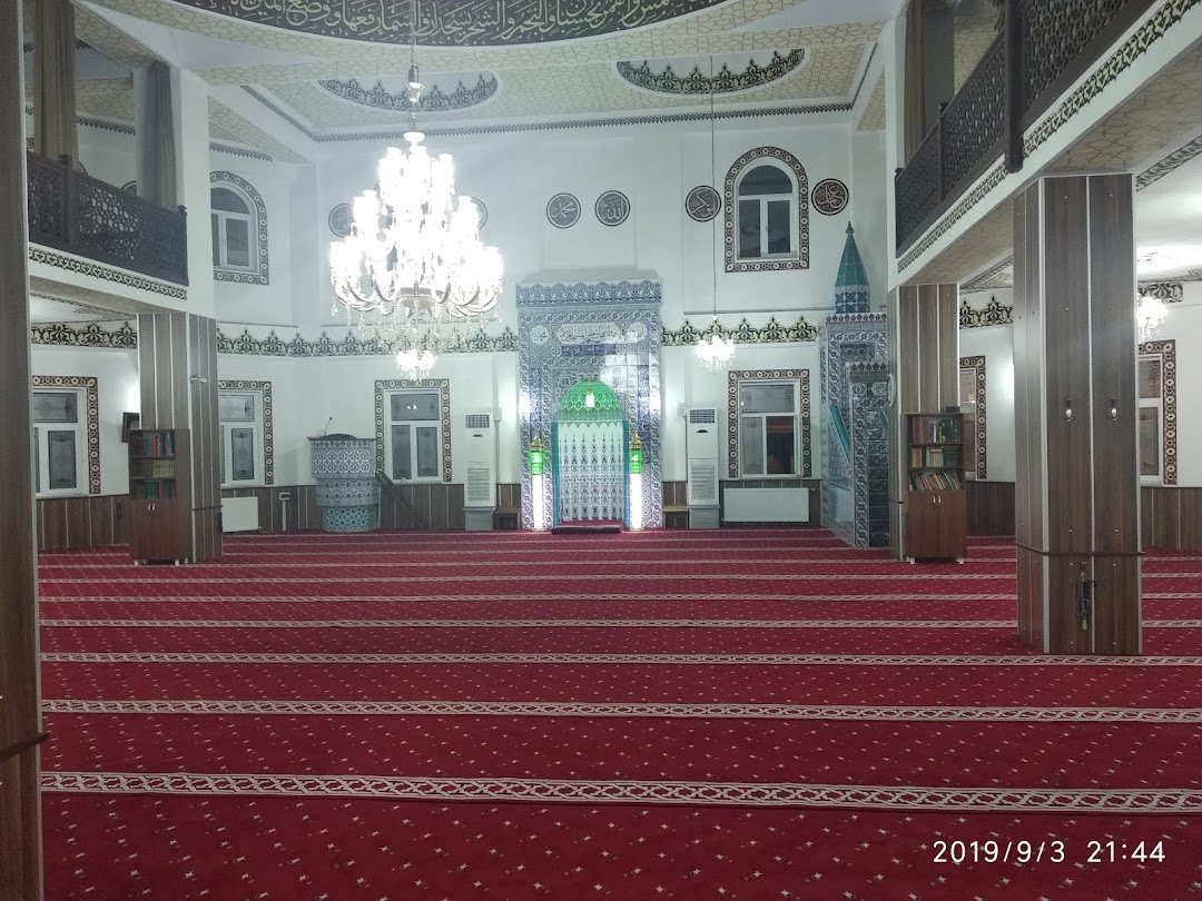 Hac Periah Olcay Camii