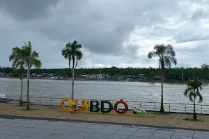 Malecon del Rio Atrato de Quibdo image